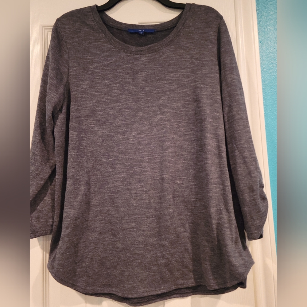 Long sleeve dress shirt